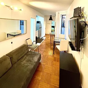 Stunning Two Bed Apt Hells Kitchen , Nueva York Estados Unidos